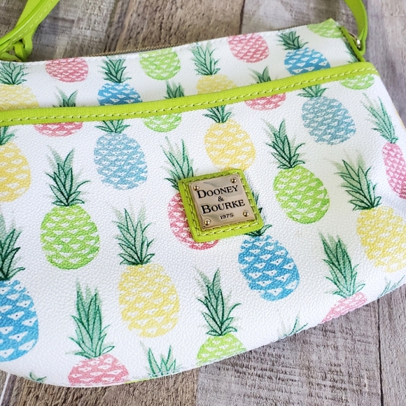 DOONEY & BOURKE | Tiki Crossbody in Lime Pineapple - Picture 4 of 7